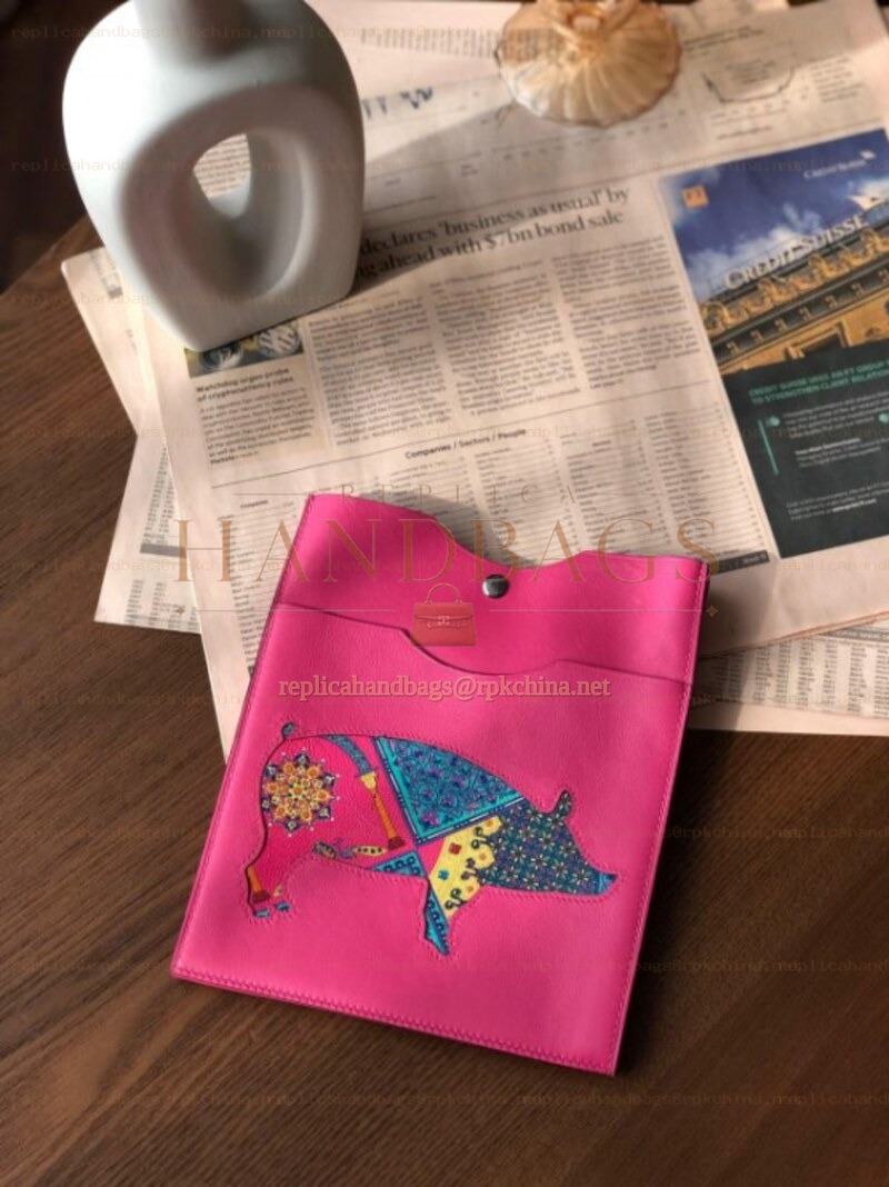 Replica Hermes Pink Horse Print Omenitou Bag