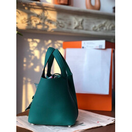 Replica Hermes Green Twilly Picotin Lock 22 Bag
