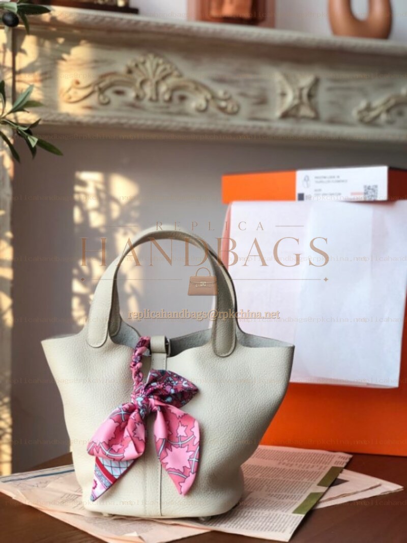 Replica Hermes Light Gray Pink Twilly Picotin Lock 22 Bag