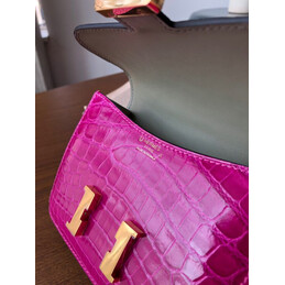 Replica Hermes Beige Fuchsia Crocodile Leather Kelly Mini 20 Bow Handle Bag