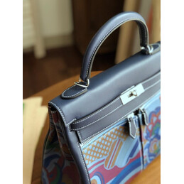 Replica Hermes Navy Blue Multicolor Print Kelly 32 Palladium Hardware Bag - Style 2