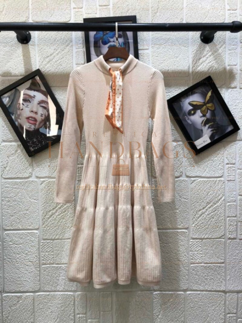 Replica Hermes white long sleeve knit dress