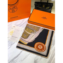Replica Hermes Gold Graphic 90cm Silk Scarf