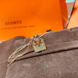 Replica Hermes rose gold diamond lock necklace with sparkling stones