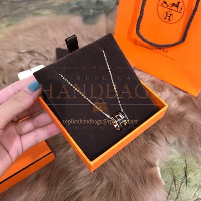 Replica Hermes black enamel H pendant necklace with polished chain