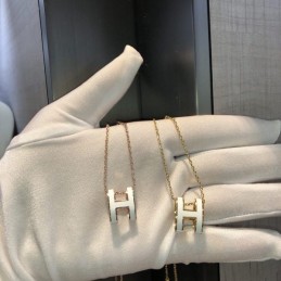 Replica Hermes white H pendant necklace with gold plated hardware options