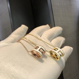 Replica Hermes white H pendant necklace with gold plated hardware options