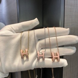 Replica Hermes pink H pendant necklace with plated hardware options