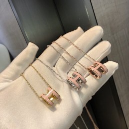 Replica Hermes pink H pendant necklace with plated hardware options