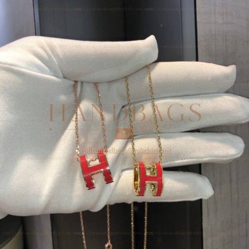 Replica Hermes red H pendant necklace with gold plated hardware options
