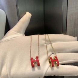 Replica Hermes red H pendant necklace with gold plated hardware options