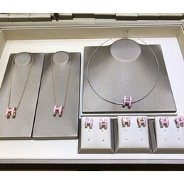 Replica Hermes pink H necklace and earrings set with optional earrings