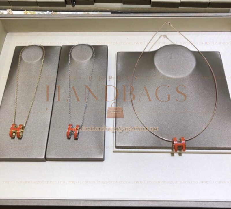 Replica Hermes orange H necklace and earrings set with optional earrings