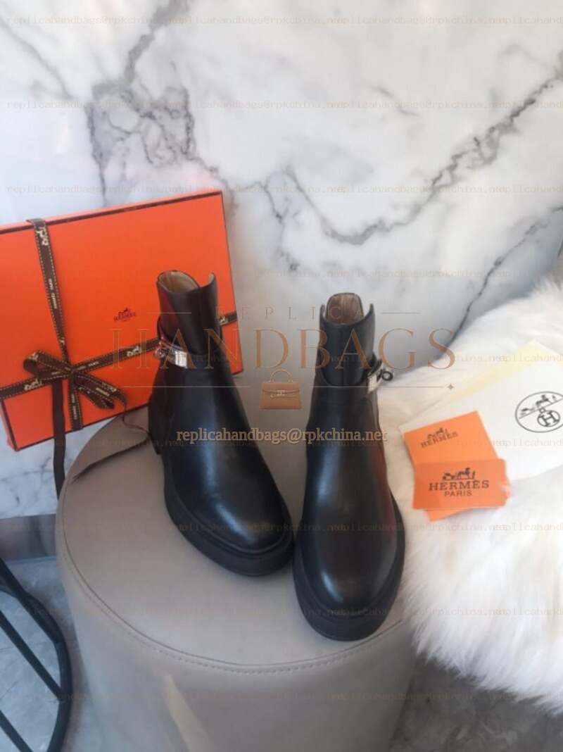 Replica Hermes Black Chelsea Ankle Boot