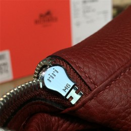 Replica Hermes Burgundy Lindy 26 Bag