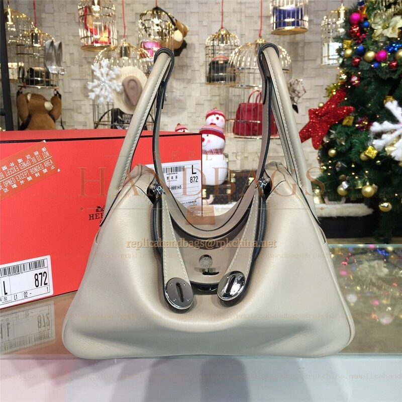 Replica Hermes Beige Lindy 26 Bag