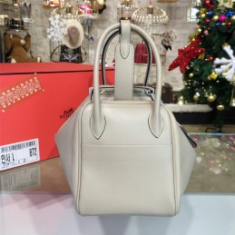 Replica Hermes Beige Lindy 26 Bag