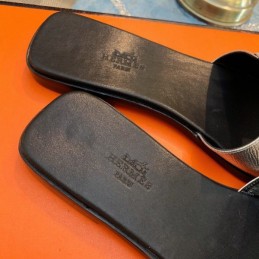 Replica Hermes Black White H Slide Sandal