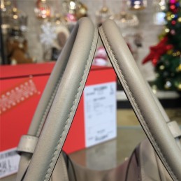 Replica Hermes Beige Lindy 26 Bag