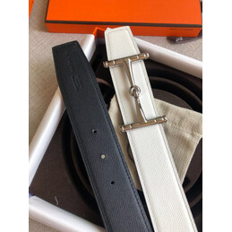 Hermes replica Black and Cream Reversible Horsebit Buckle Silver Tone Hardware Leather Belt