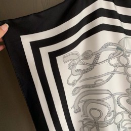 Replica Hermes White Black Striped Knit Sweater