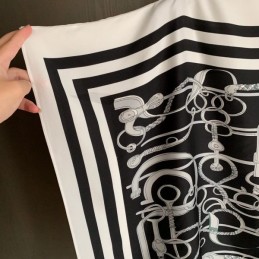 Replica Hermes Black White Striped Knit Sweater