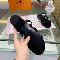 Replica Hermes Black Chain Buckle Slide Sandal
