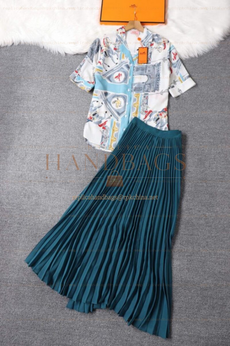 Replica Hermes Green Pleated Skirt Suit Set