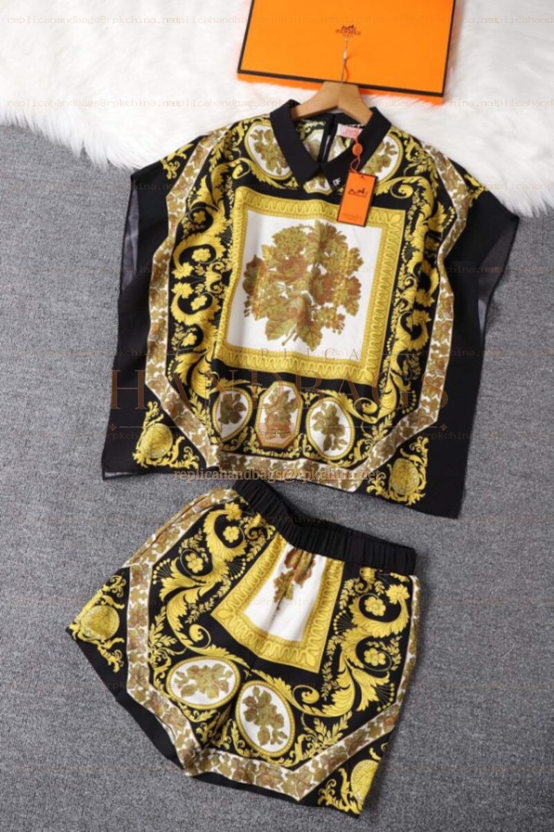 Replica Hermes Black Gold Scarf Print Shorts Set