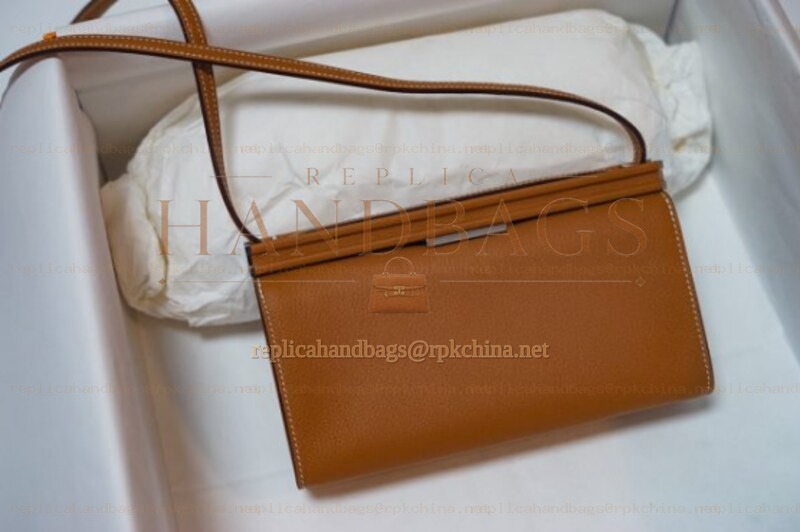 Replica Hermes Tan Clic H 21 Bag