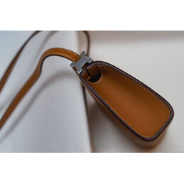 Replica Hermes Tan Clic H 21 Bag