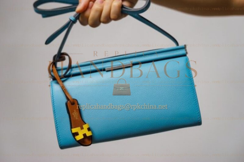 Replica Hermes Light Blue Clic H 21 Charm Bag
