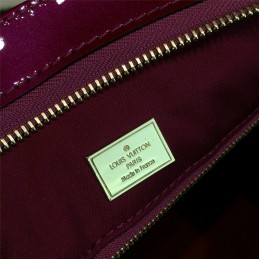 Replica Louis Vuitton Bright Pink Patent Monogram Brea MM