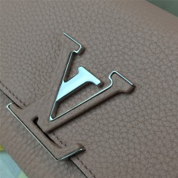 Replica Louis Vuitton Pale Pink Capucines Wallet