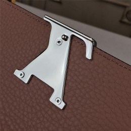 Replica Louis Vuitton Pale Pink Capucines Wallet