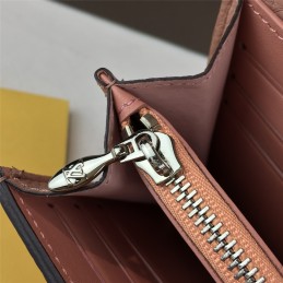 Replica Louis Vuitton Pale Pink Capucines Wallet