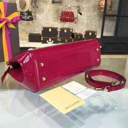 Replica Louis Vuitton Fuchsia Patent Monogram Brea MM