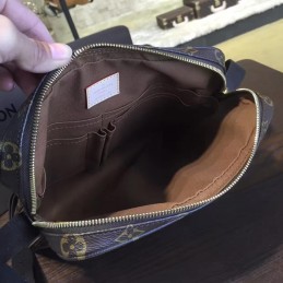 Replica Louis Vuitton Brown Monogram Classic Trotteur Beaubourg Messenger