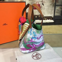 Replica Hermes Multicolor Silk In Print Picotin Lock 22 Bag