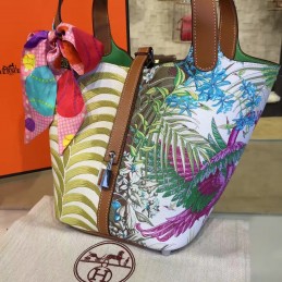 Replica Hermes Multicolor Silk In Print Picotin Lock 22 Bag