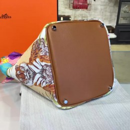 Replica Hermes Multicolor Silk In Print Picotin Lock 22 Bag
