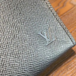 Replica Louis Vuitton Navy Blue Epi Leather Toiletry Pouch 19
