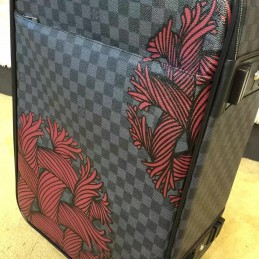 Replica Louis Vuitton Damier Graphite Red Rope Knot Pegase Legere 55