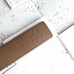 Replica Louis Vuitton Black Leather Gold LV Buckle Belt