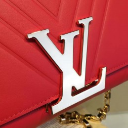 Replica Louis Vuitton Red Quilted Chain Louise GM