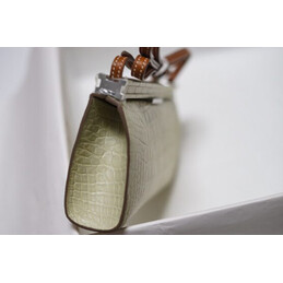 Replica Hermes White Crocodile Leather Clic H 21 Bag