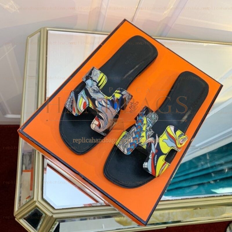 Replica Hermes Black Floral H Slide Sandal