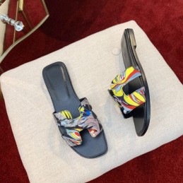 Replica Hermes Black Floral H Slide Sandal
