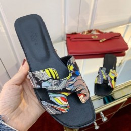 Replica Hermes Black Floral H Slide Sandal