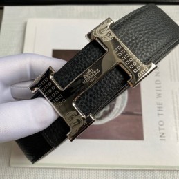 Hermes replica Black Pebbled Engraved Silver H Buckle Leather Belt